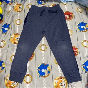 Boy’s sweatpants